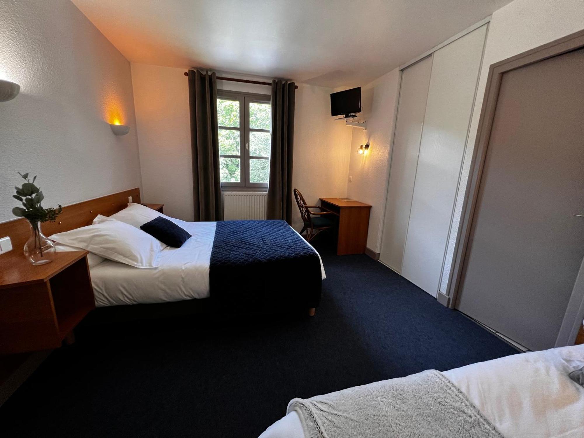 L'Escoundillou Hotel Saint-Jacques-des-Blats Eksteriør billede