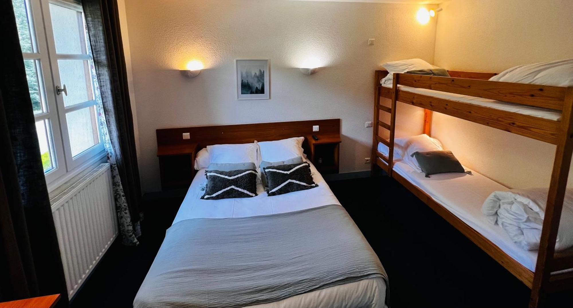 L'Escoundillou Hotel Saint-Jacques-des-Blats Eksteriør billede