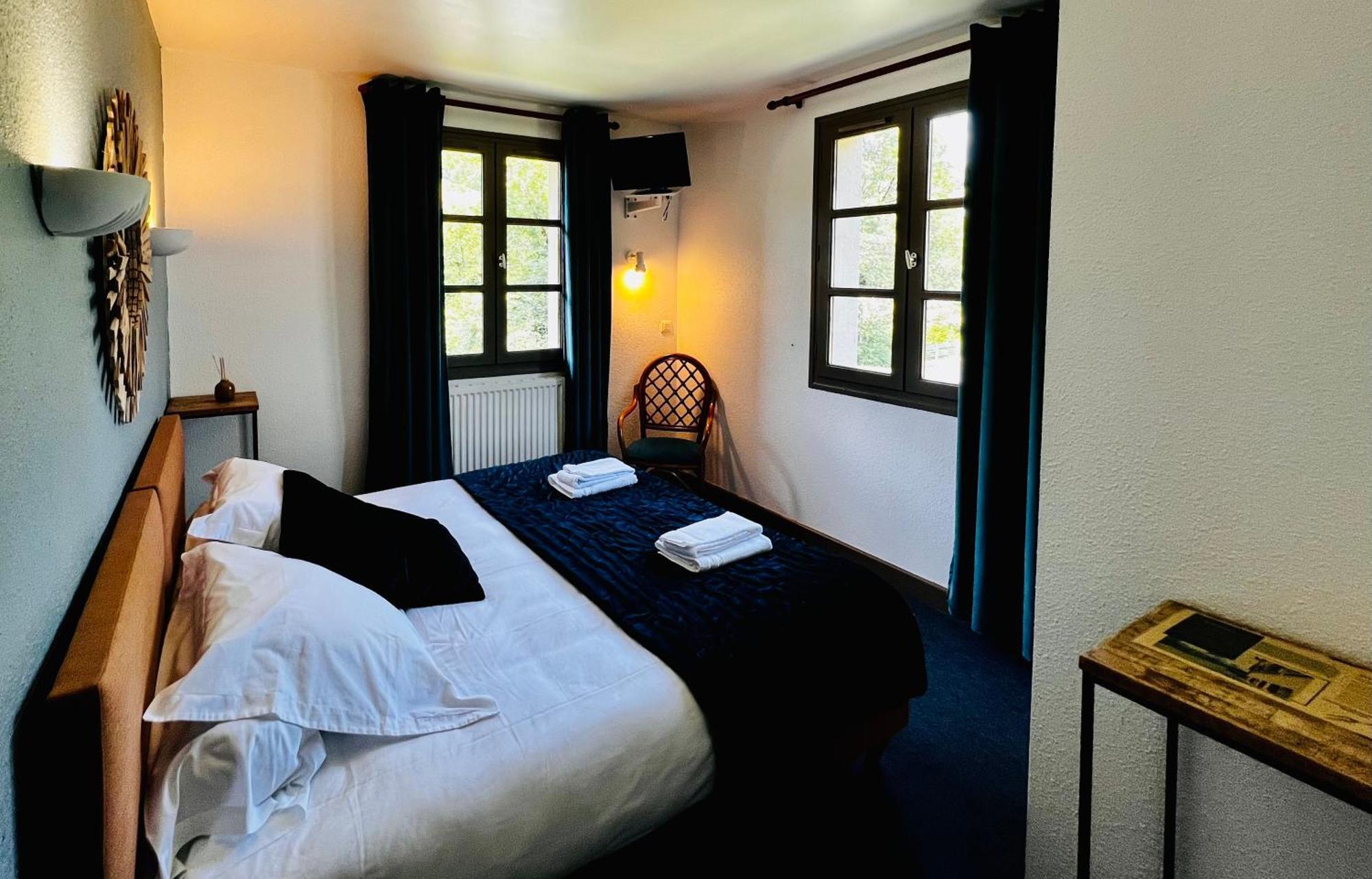 L'Escoundillou Hotel Saint-Jacques-des-Blats Eksteriør billede